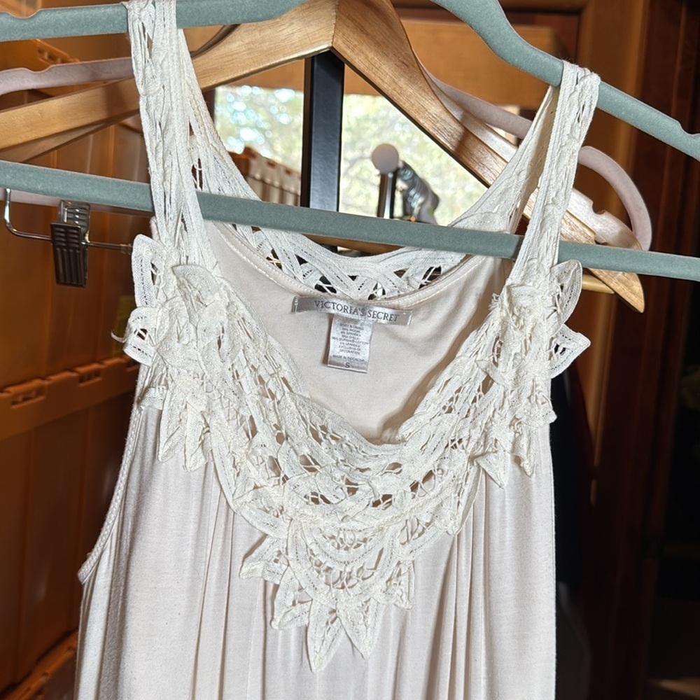 Victoria’s Secret Cream Lace Neck Built In Bra Midi Dress Boho Cottagecore Small - Picture 7 of 10